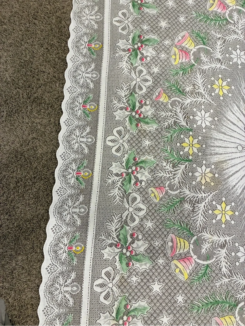 Vintage Lace Christmas Table Cloth 61